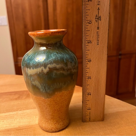 Handmade Shiny glazed ceramic bud vase. Blue, green and brown tones. 5.5” tall. - Picture 6 of 10